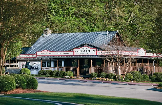 カスケードホロウ蒸留所